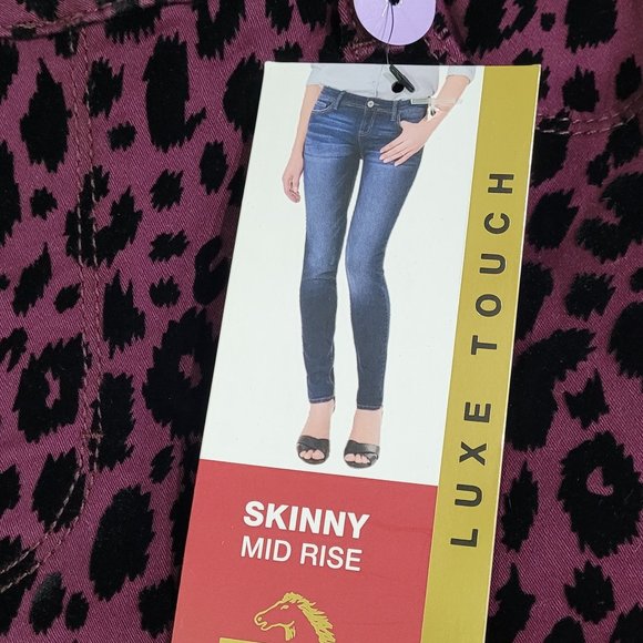 Jordache Skinny Mid rise Leopard Jeans - Picture 4 of 6